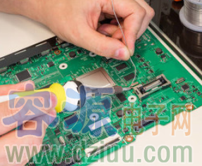 AL t4518530167702528  電路板上的焊錫清洗的方法、操作步驟和注意事項