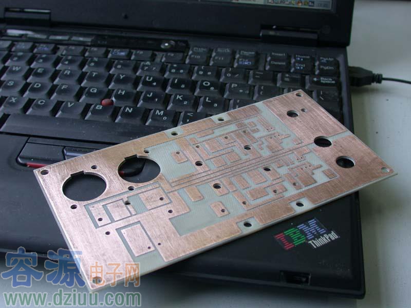 漂亮小耳放的pcb版實物圖