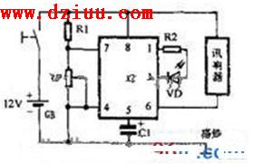 汽車蓄電池充電訊響器電路